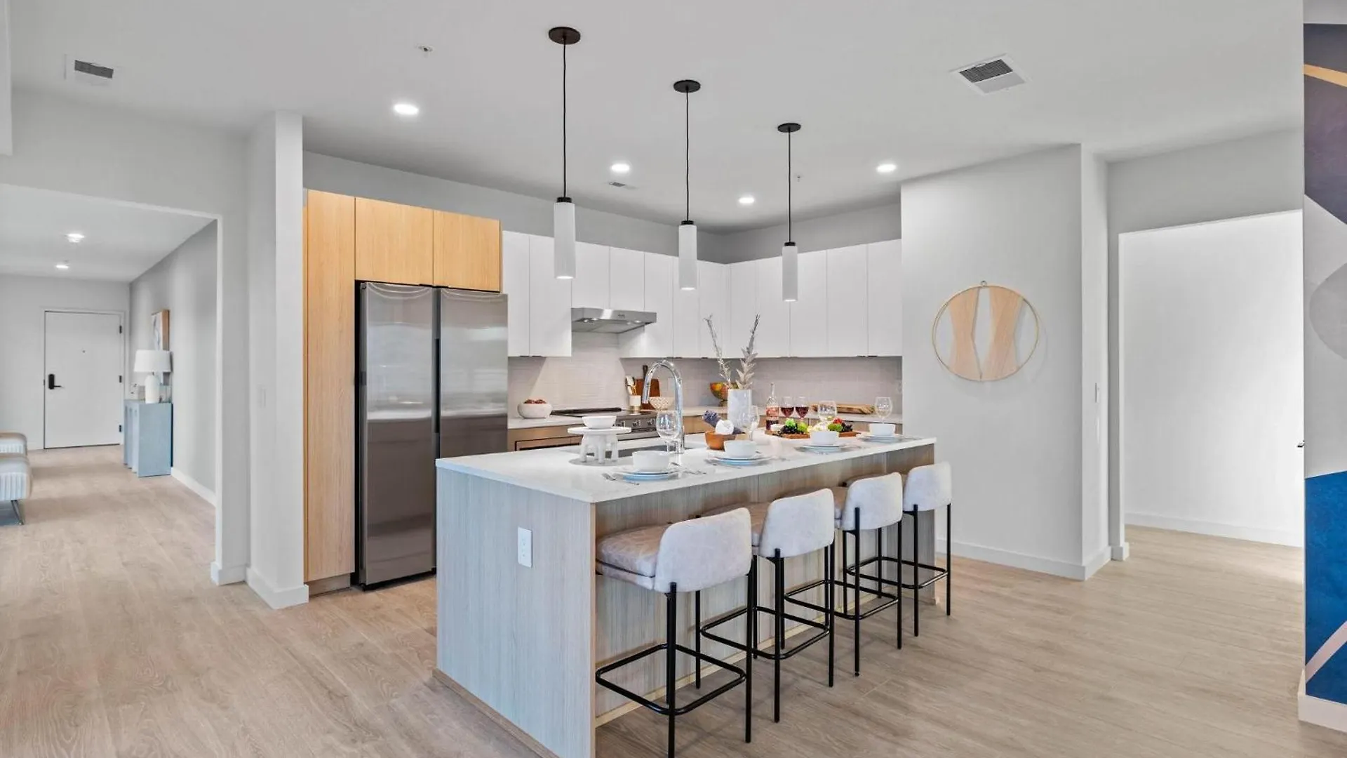 Ferienhaus Villa Hyve -Tropical Peach -Walk To Broadway - Pool&Gym! Nashville